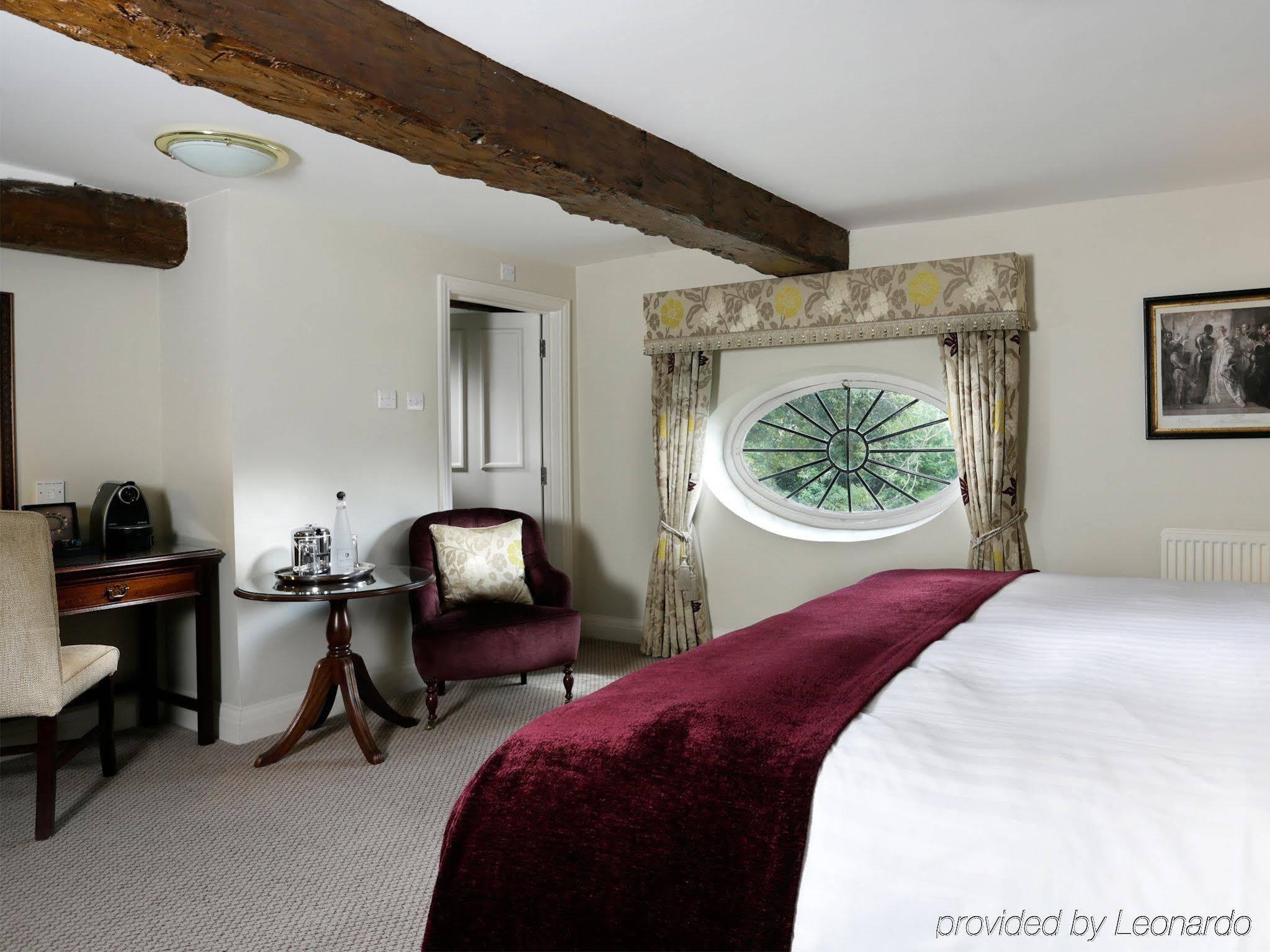 Macdonald Alveston Manor Hotel & Spa Стратфорд на Ейвън Екстериор снимка