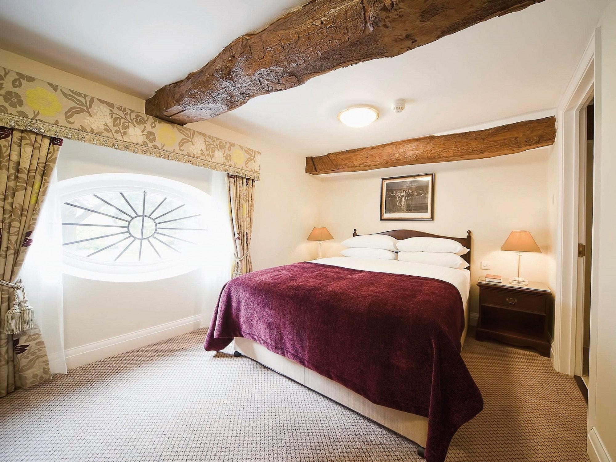 Macdonald Alveston Manor Hotel & Spa Стратфорд на Ейвън Екстериор снимка