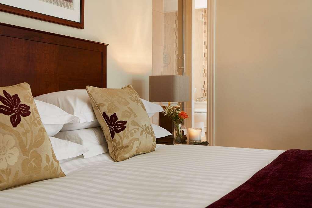 Macdonald Alveston Manor Hotel & Spa Стратфорд на Ейвън Стая снимка