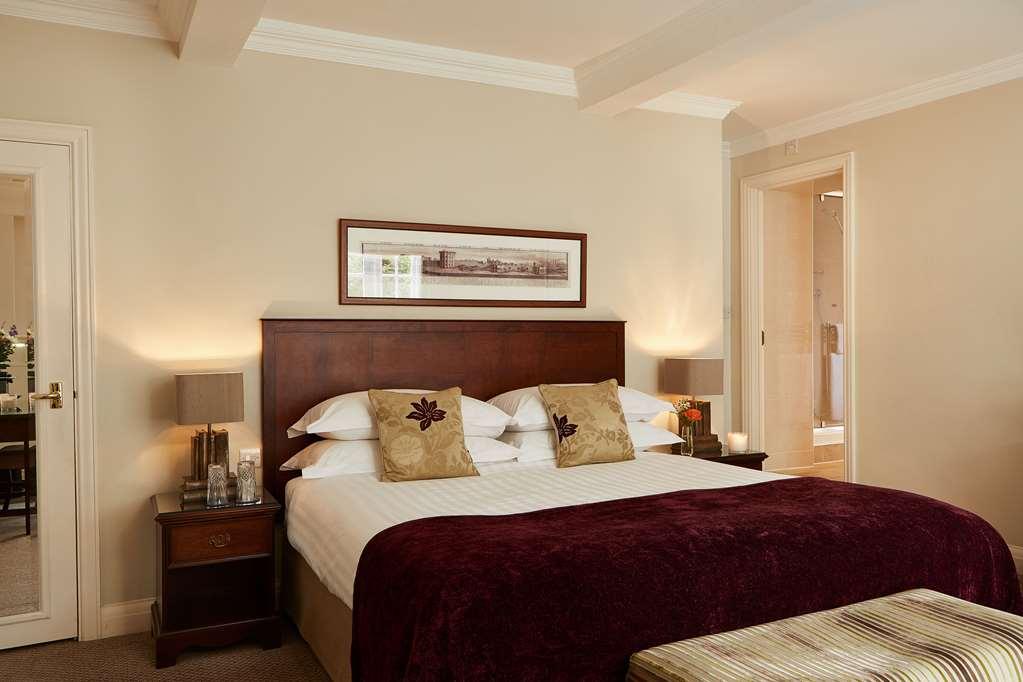 Macdonald Alveston Manor Hotel & Spa Стратфорд на Ейвън Стая снимка