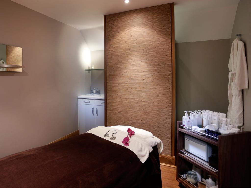 Macdonald Alveston Manor Hotel & Spa Стратфорд на Ейвън Екстериор снимка