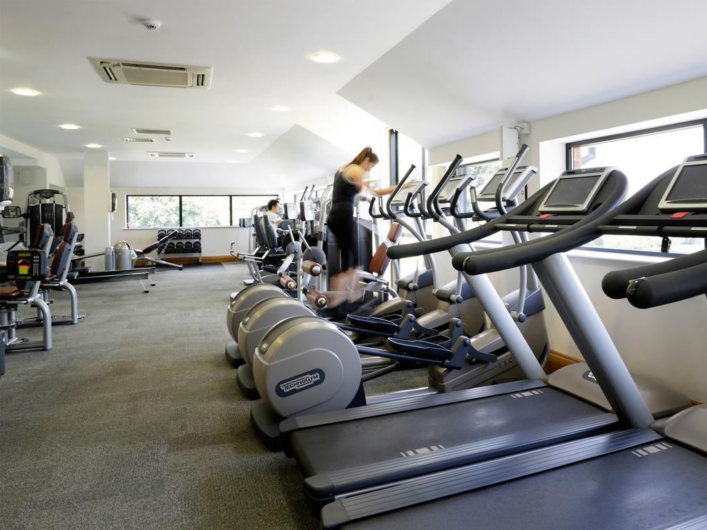 Macdonald Alveston Manor Hotel & Spa Стратфорд на Ейвън Екстериор снимка