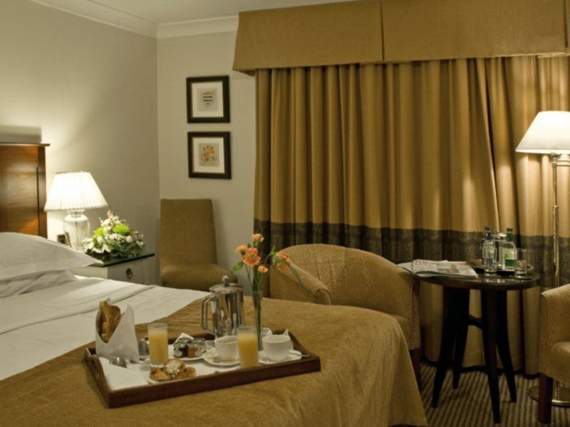 Macdonald Alveston Manor Hotel & Spa Стратфорд на Ейвън Екстериор снимка